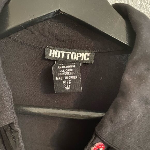 Hot Topic Black Blouse with Mushroom Buttons Size S UB-2 - Picture 3 of 9